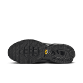 Nike Air Max Plus TNPO Wolf Grey Black Angle 0