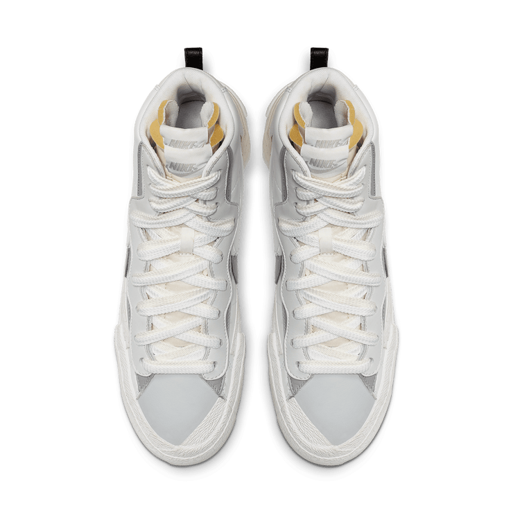 Nike sacai x Blazer Mid 'White Grey' Angle 1