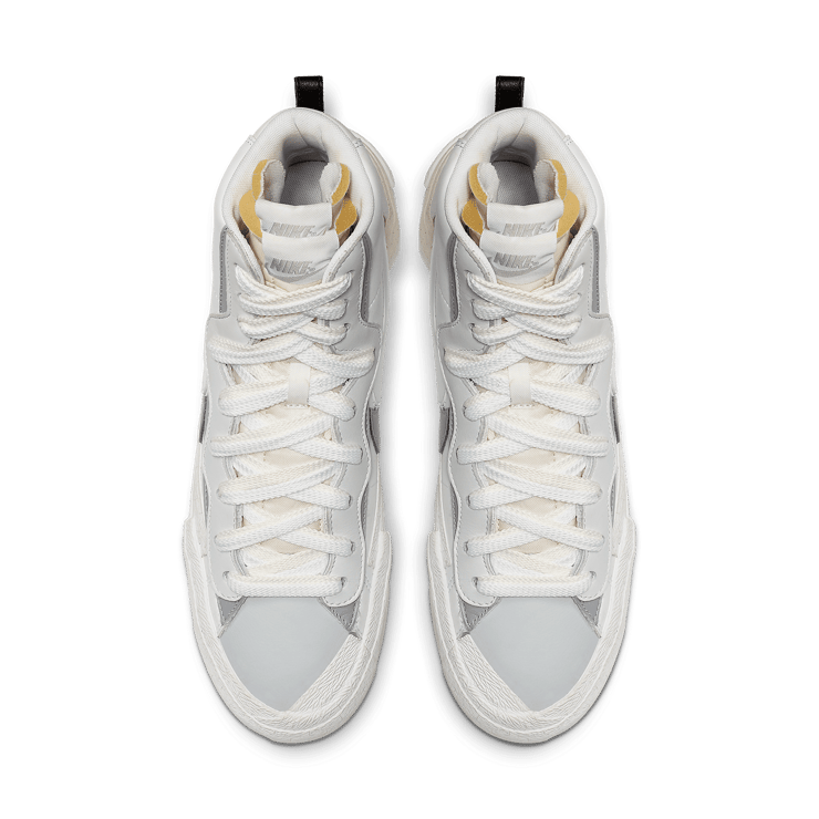 Nike sacai x Blazer Mid 'White Grey' Angle 1