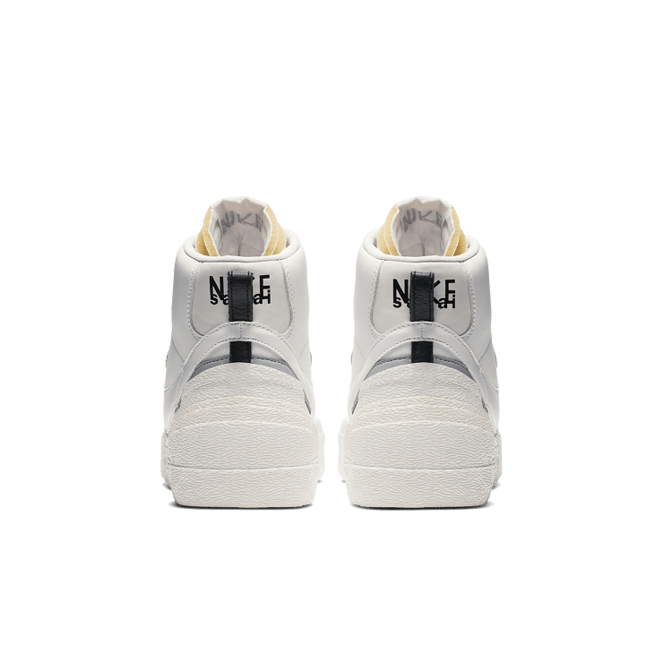 Nike sacai x Blazer Mid 'White Grey' Angle 3