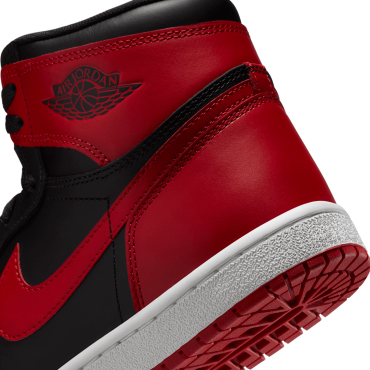 Air Jordan 1 High 85 Bred Angle 7