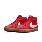 Nike SB Blazer Mid University Red Gum Angle 2
