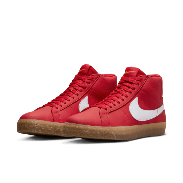 Nike SB Blazer Mid University Red Gum Angle 2