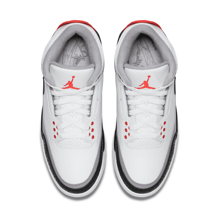 Jordan 3 Retro Tinker Hatfield Angle 1