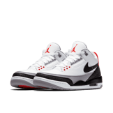 Jordan 3 Retro Tinker Hatfield Angle 2