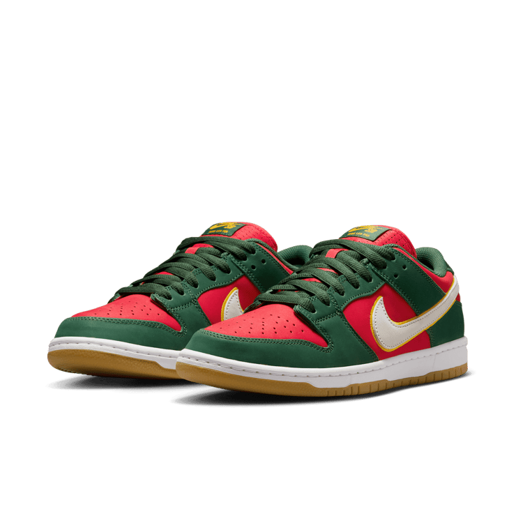Nike SB Dunk Low PRM Seattle Supersonics Angle 2