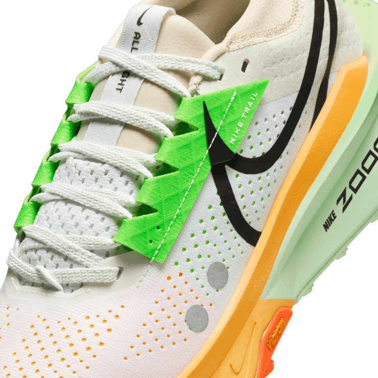 Nike Zegama 2 Trail Angle 4