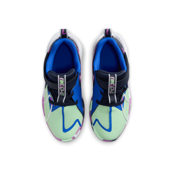 Nike G.T. Cut 3 SE Basketball (PS) Angle 1