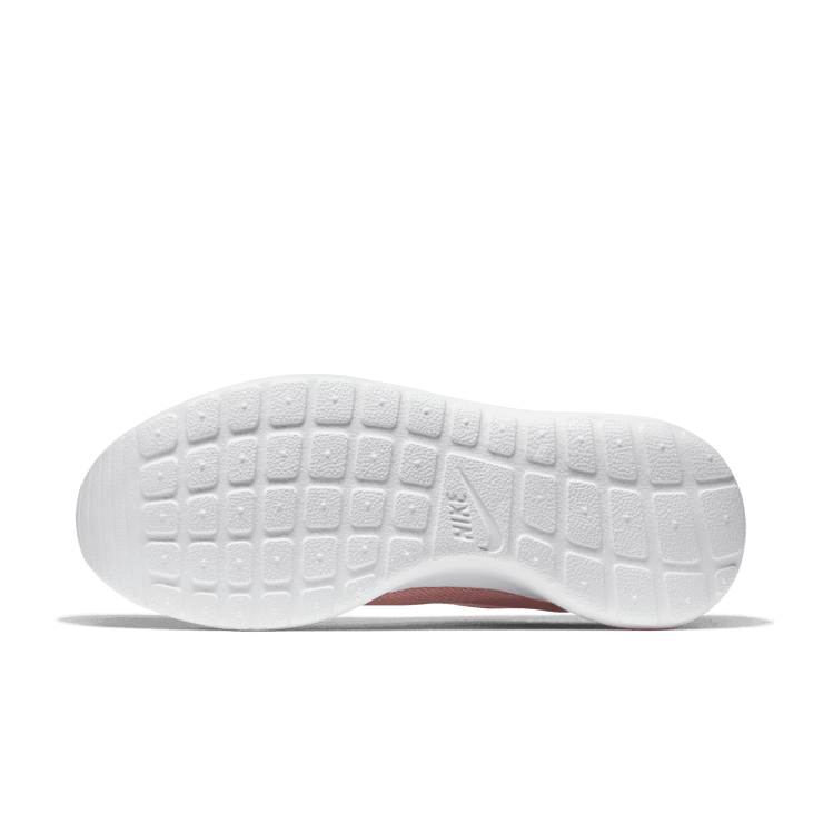 Nike Roshe One Angle 1