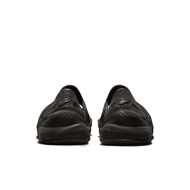 Nike ISPA Universal Black Angle 3