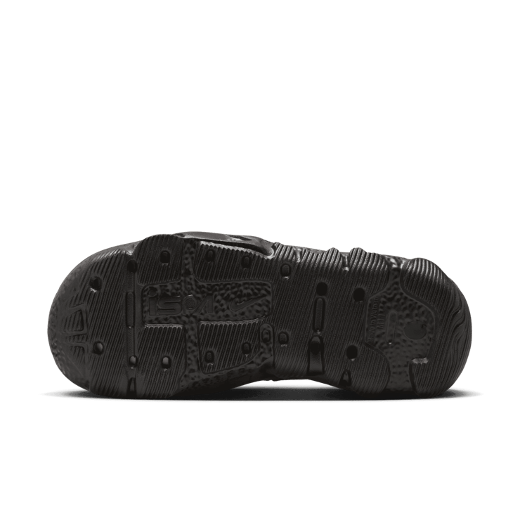 Nike ISPA Universal Black Angle 0