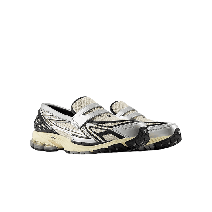 New Balance 1906L Loafer Silver Metallic Cream Angle 2
