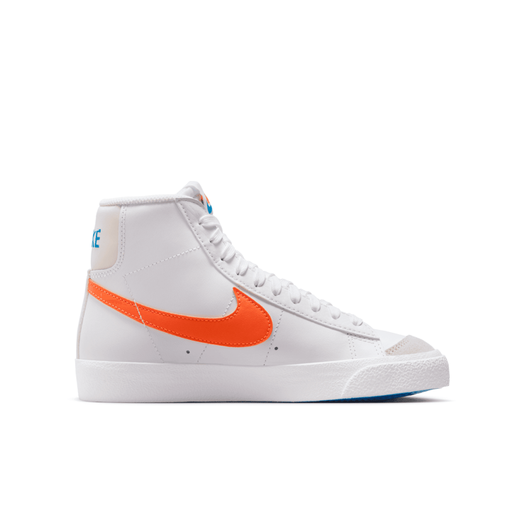 Nike Blazer Mid '77 'White Total Orange' (GS) Angle 1