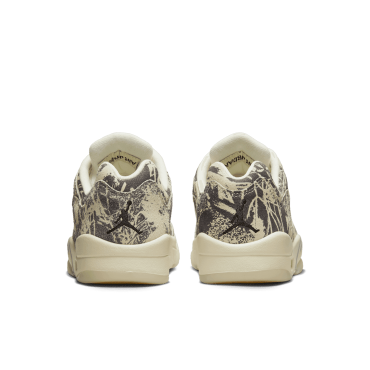 Jordan 5 Retro Low Expression (W) Angle 3