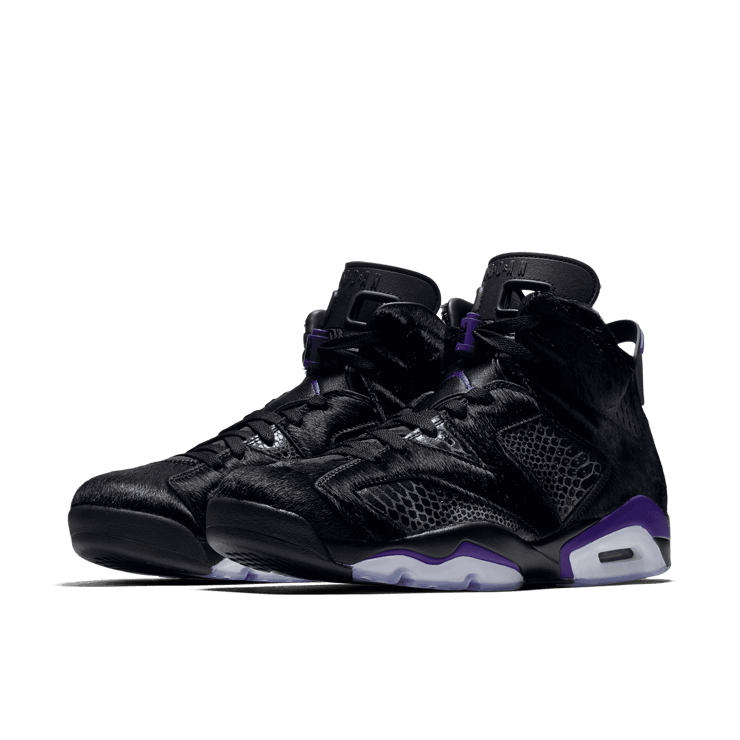 Air Jordan 6 Retro Social Status Angle 2