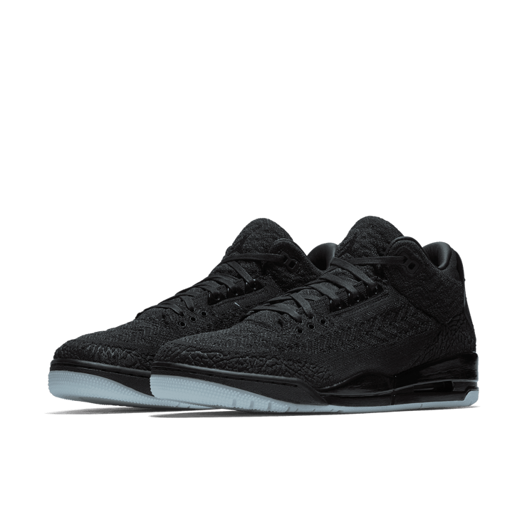 Jordan 3 Retro Flyknit Black Angle 2