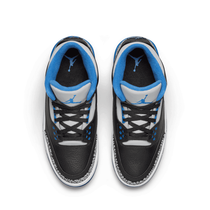 Jordan 3 Retro Sport Blue Angle 1