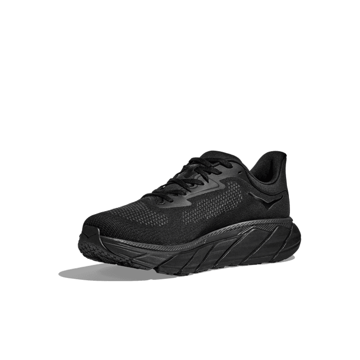 Hoka One One Arahi 7 'Triple Black' (W) Angle 1