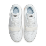 Air Jordan Legacy 312 Low CNY (W) Angle 3