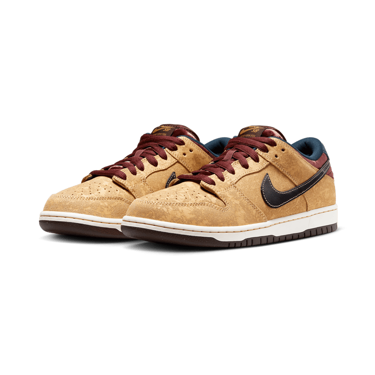 Nike SB Dunk Low City of Cinema Angle 2