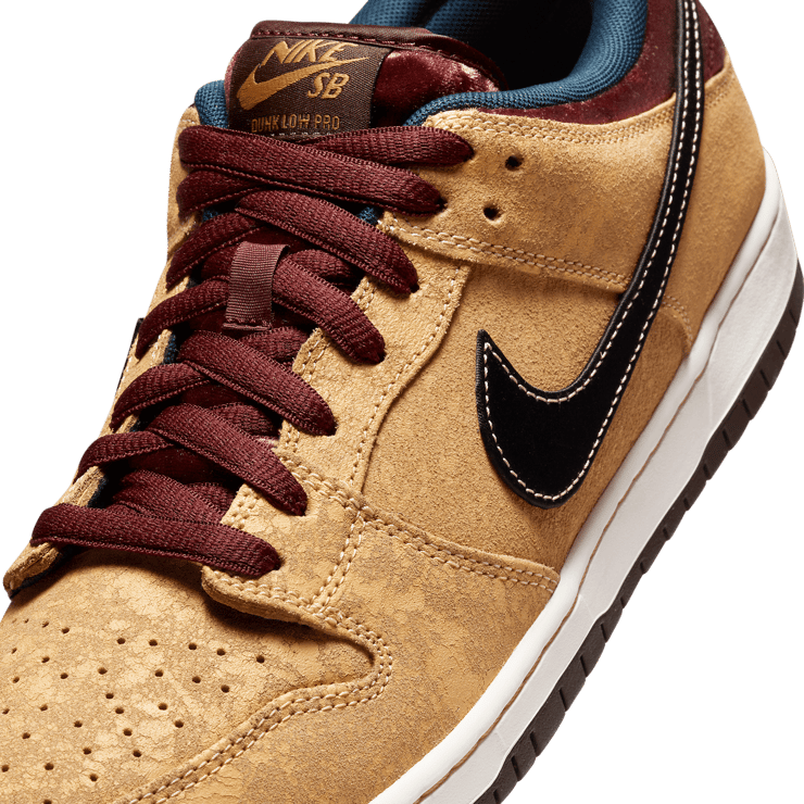 Nike SB Dunk Low City of Cinema Angle 4