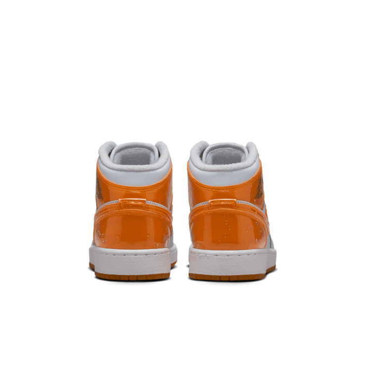 Air Jordan 1 Mid SE 'Gatorade Pack - Orange' (GS) Angle 3