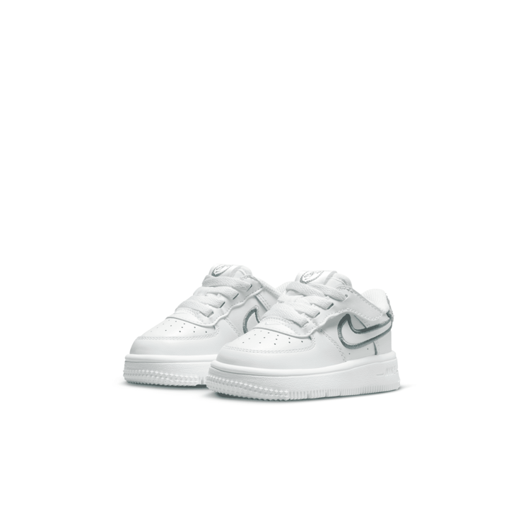 Nike Force 1 Low LV8 EasyOn (TD) Angle 2