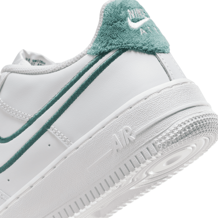 Nike Air Force 1 LV8 3 'Resort & Sport' (GS) Angle 5