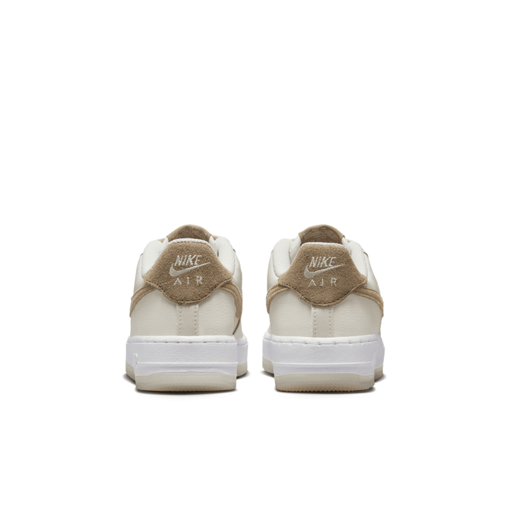 Nike Air Force 1 LV8 5 (GS) Angle 3