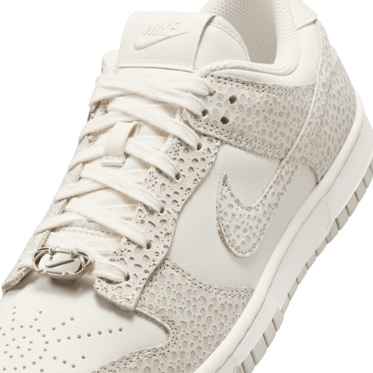 Nike Dunk Low Safari Print Phantom (W) Angle 4