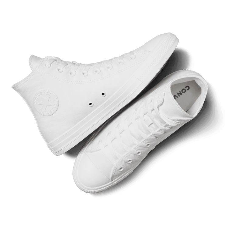 Nike Chuck Taylor All Star Canvas Angle 1