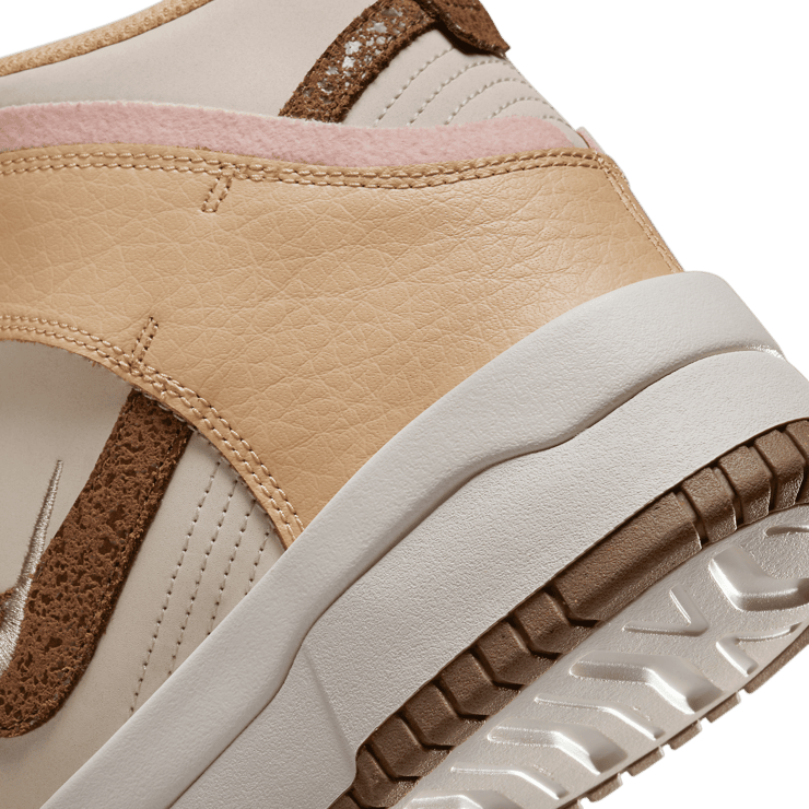 Nike Dunk High Up Neapolitan (W) Angle 5