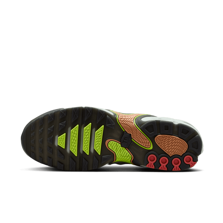 Nike Air Max Plus Volt Adobe Angle 0