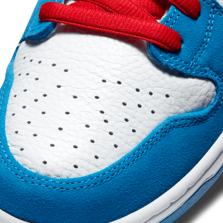 Nike SB Dunk High Doraemon Angle 4