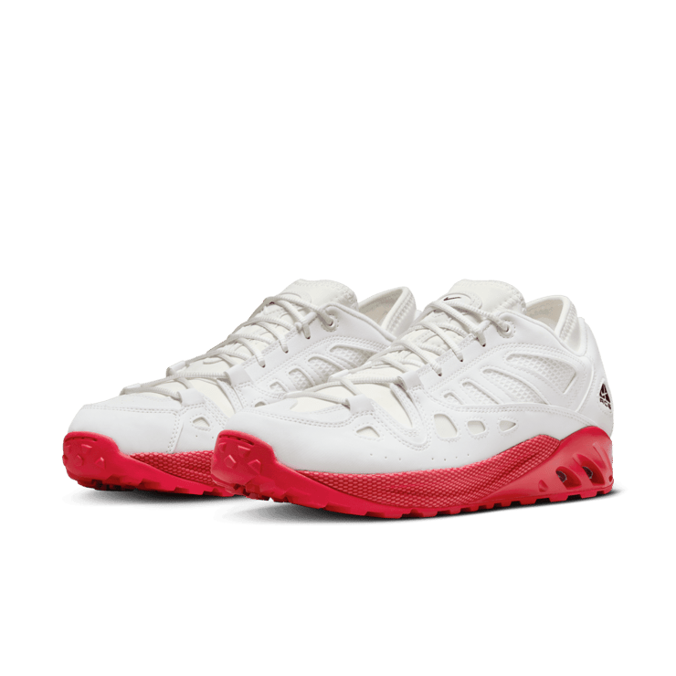 Nike ACG Air Exploraid 'White Gym Red' Angle 2