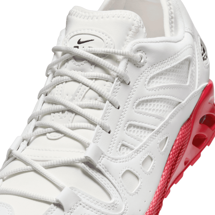Nike ACG Air Exploraid 'White Gym Red' Angle 4