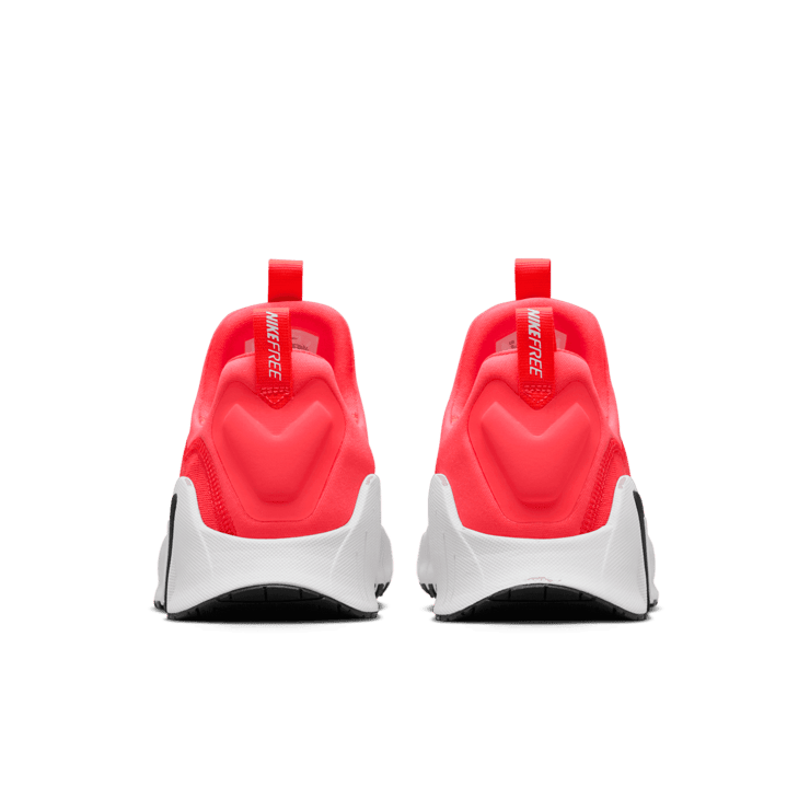 Nike Free Metcon 6 'Hot Punch' (W) Angle 3