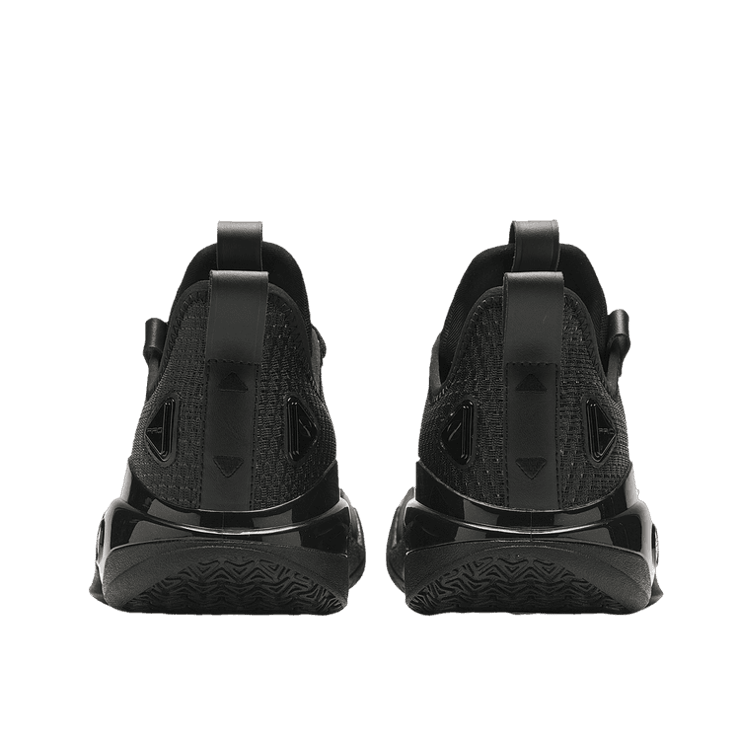 ANTA Shock Wave 5 Pro Dark Knight Angle 2