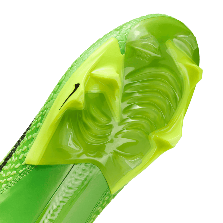 Nike Vapor Edge Kobe 6 SE Mismatch Grinch Cleats Angle 4