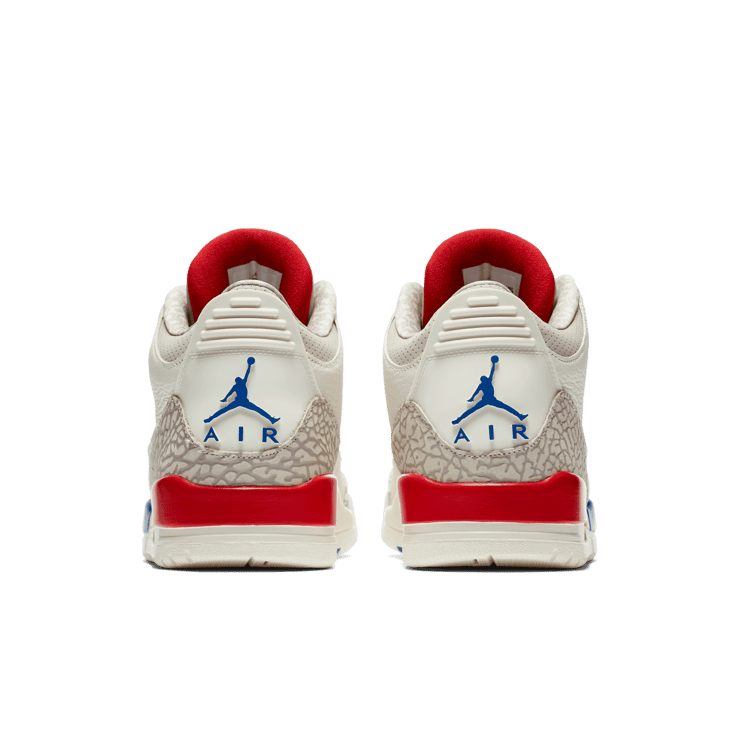 Jordan 3 Retro International Flight Angle 3