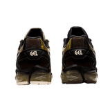 ASICS GmbH x Gel Quantum 360 6 Rich Gold Black Coffee Angle 2
