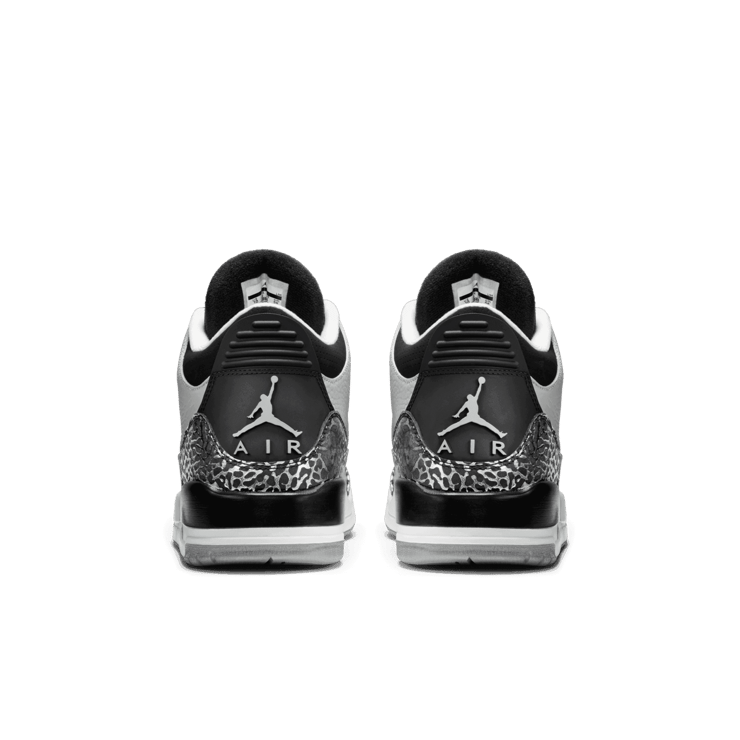 Jordan 3 Retro Wolf Grey Angle 3