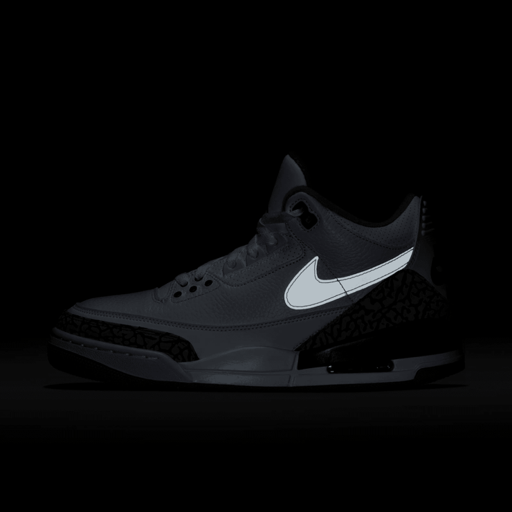 Jordan 3 Retro JTH Super Bowl Angle 5