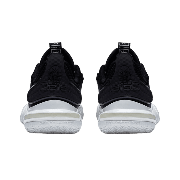 Li-Ning Wade All City 11 Black White Angle 1