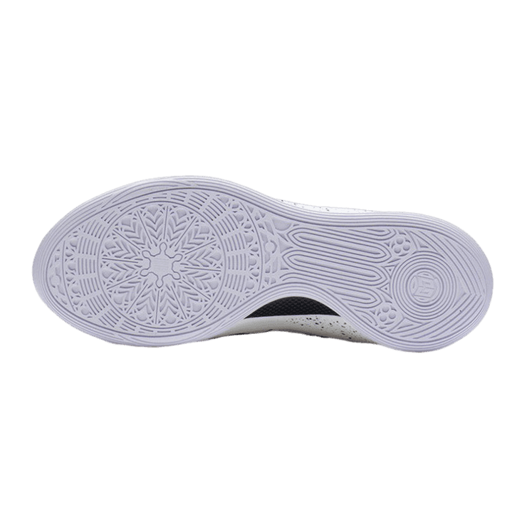 Li-Ning CJ1 C.J. McCollum Standard White Black Angle 2