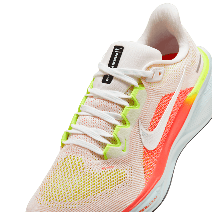 Nike Air Zoom Pegasus 41 Summit White Crimson (W) Angle 4