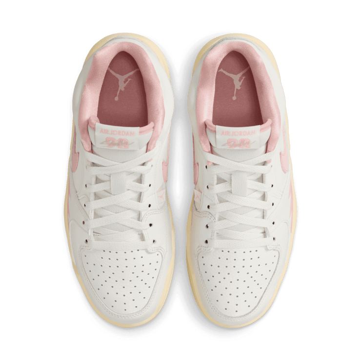 Jordan Stadium 90 'Sail Legend Pink' (W) Angle 1