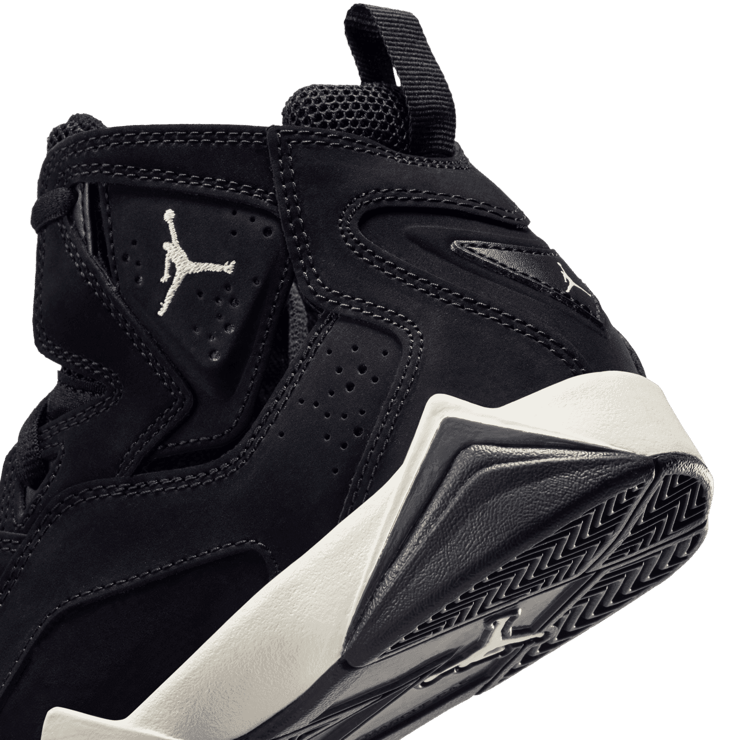 Jordan True Flight (GS) Angle 5