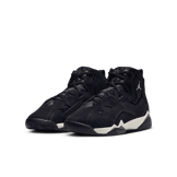 Jordan True Flight (GS) Angle 2