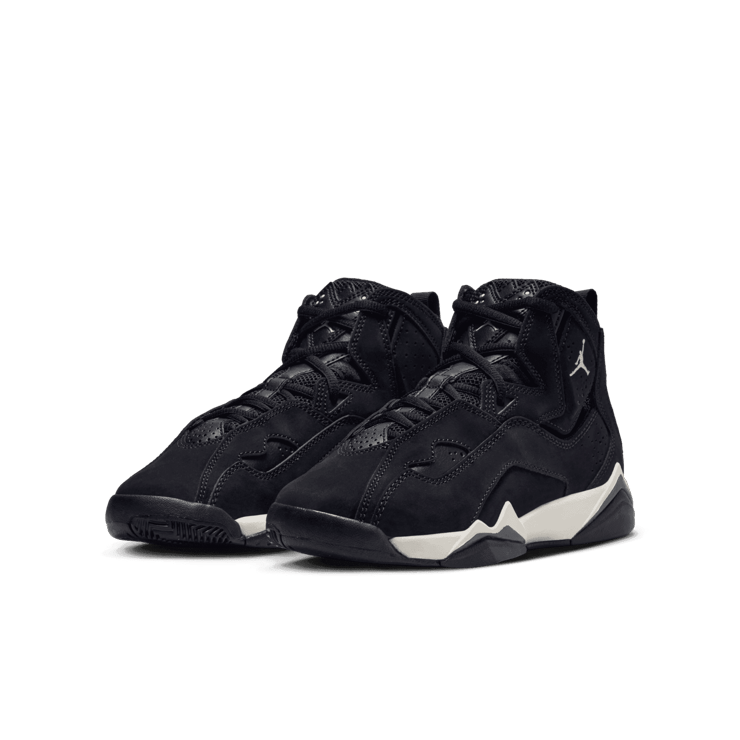 Jordan True Flight (GS) Angle 2